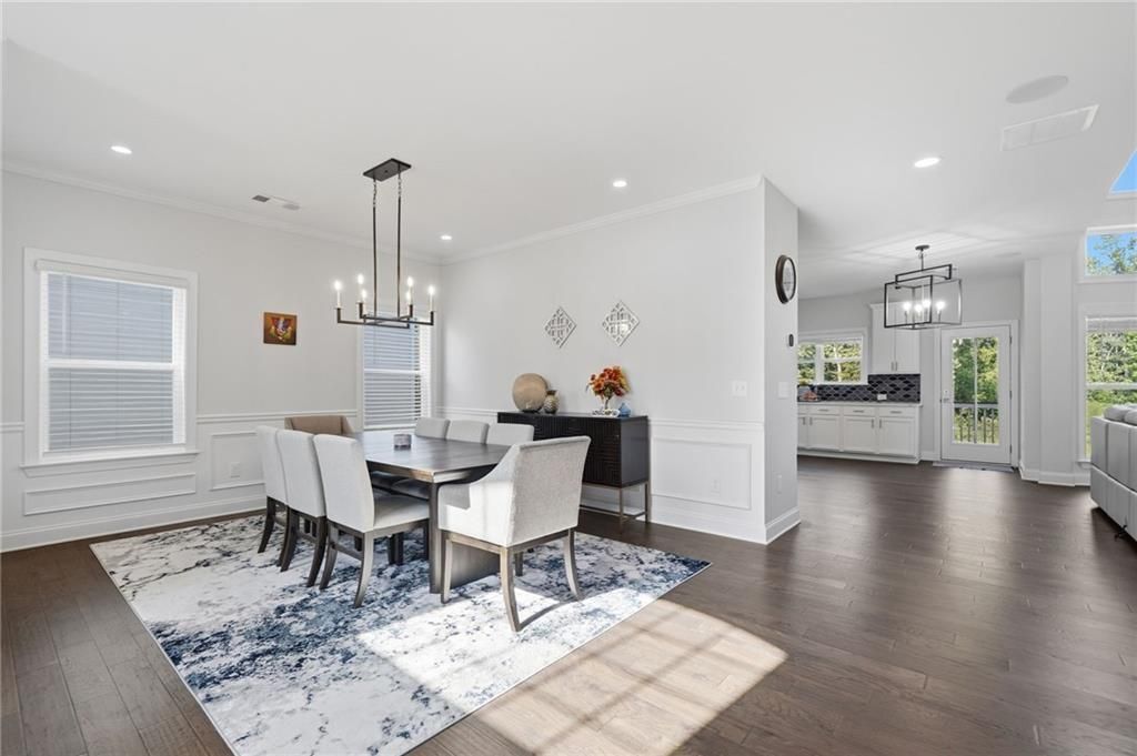 Building Photo - 4440 Kendall Pointe Dr