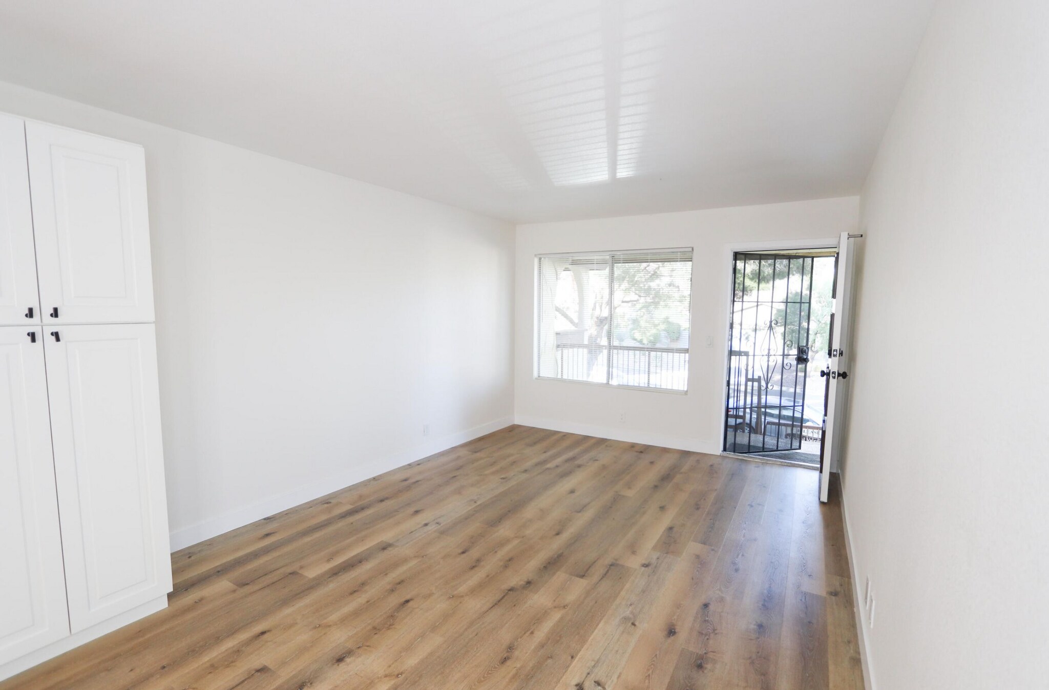 Building Photo - 9647 Spyglass Ave