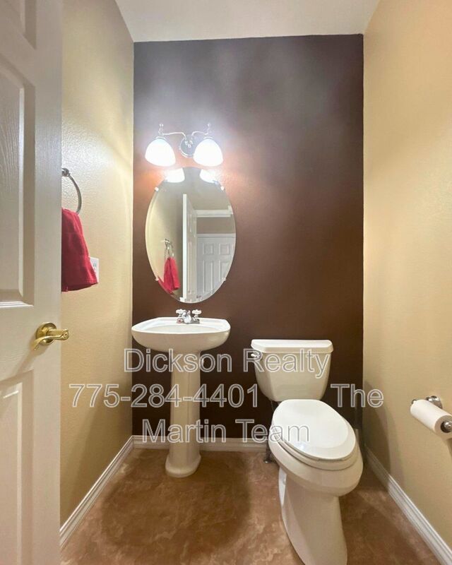 Building Photo - 2739 Ineisa Ct