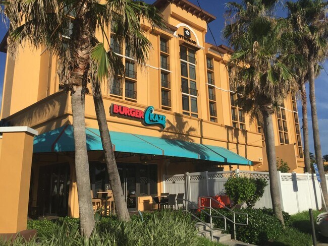 Building Photo - 217 SE 20th Ave