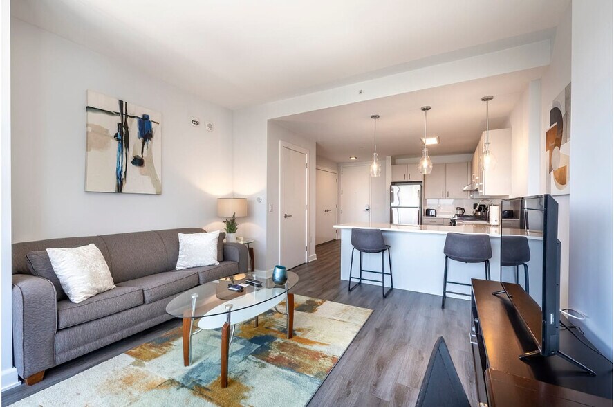 Building Photo - 355 Atlantic St