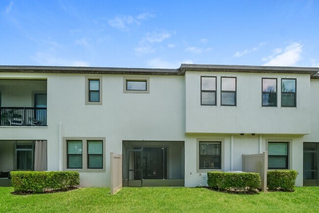 Building Photo - 4639 Almada Ln