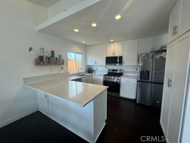 Building Photo - 31861 Vineyard Ave