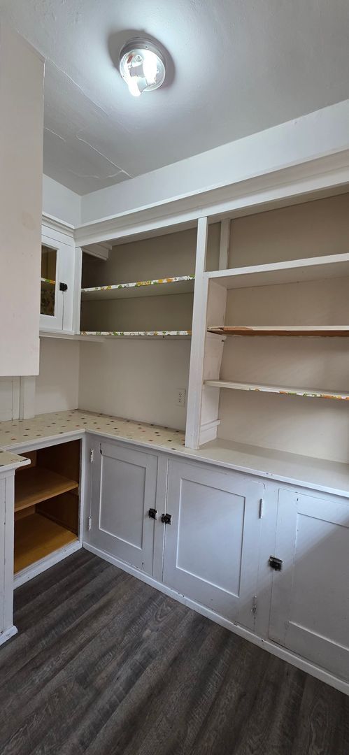 Building Photo - 3059 N Frederick Ave