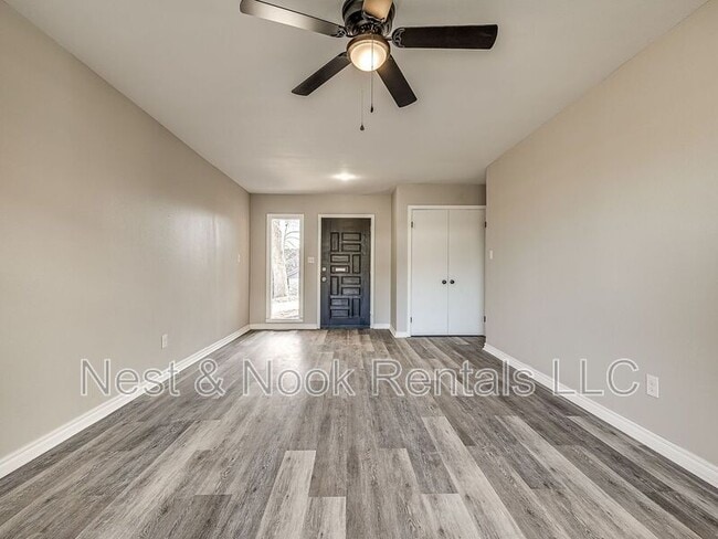 Building Photo - 5966 E 36th St