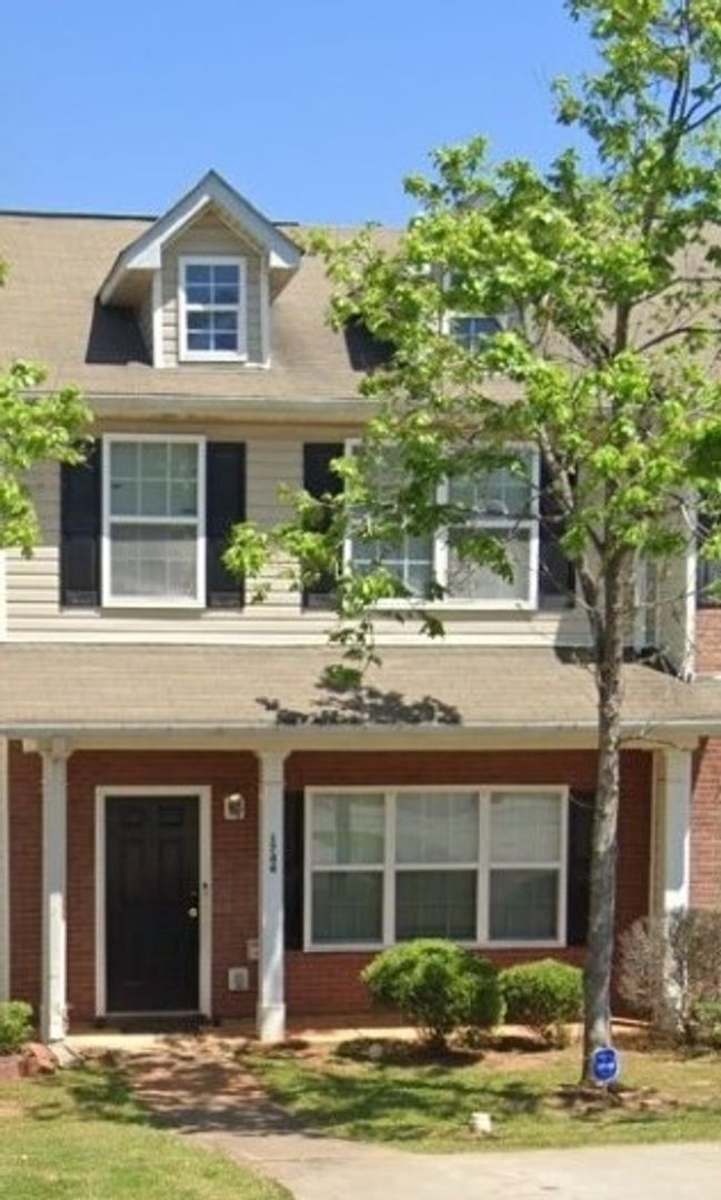 Building Photo - ACCEPTS SECTION 8 Open House on 08/24/25 f...