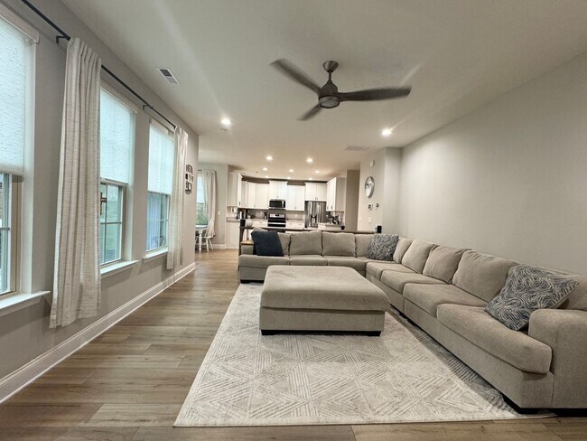 Building Photo - Spacious 3 Bedroom Home in Franklinton