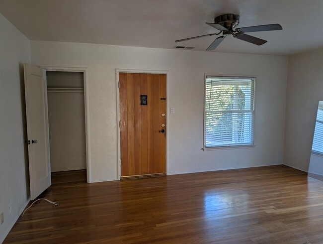 Building Photo - Taylor Wheeler built Fresno High Area home offering wonderful amenities + separate 1 bedroom suite.