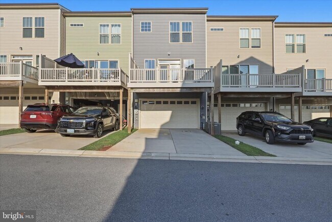 Building Photo - 5818 Imperial Dr