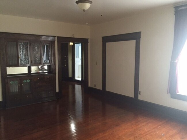 Building Photo - Charming 1BR Apartment in Greeley