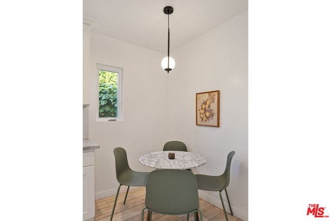 Building Photo - 741 N Dillon St