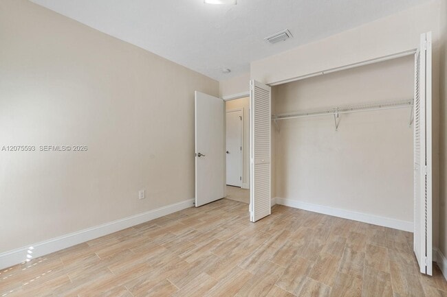 Building Photo - 18465 SW 89th Ct