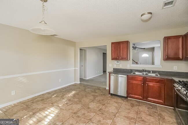 Building Photo - 4250 Winston Cir