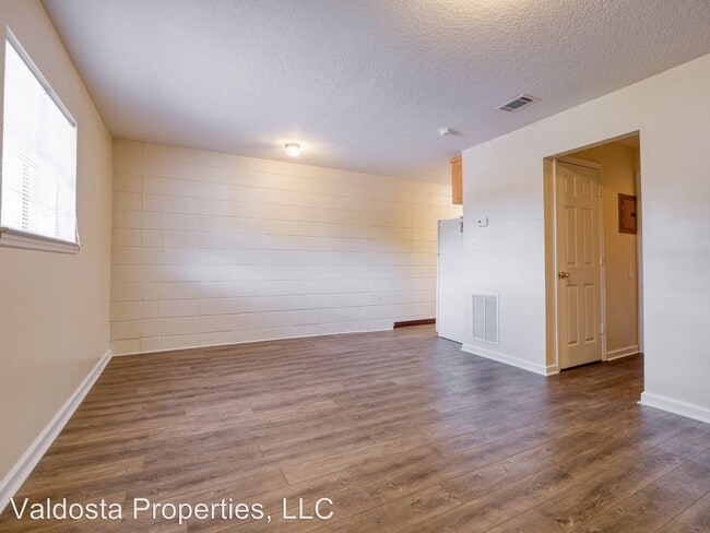 Building Photo - 4203 Herme Pl