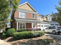 Building Photo - Live your best Lake Life 4 BR 2.5 BA