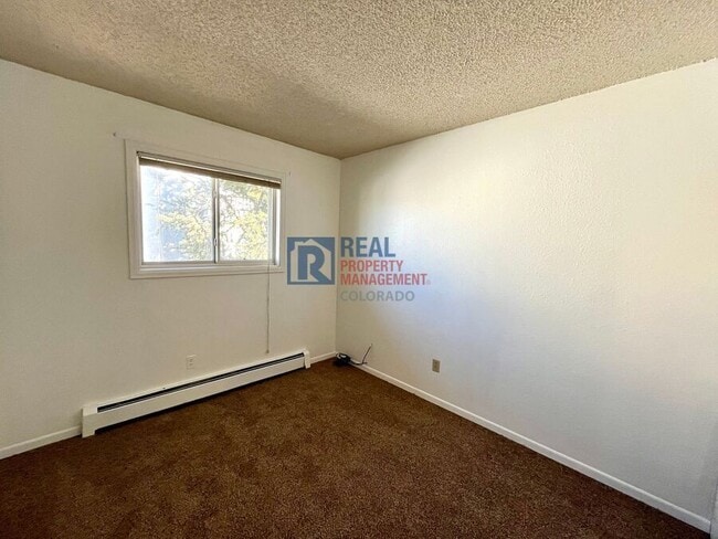 Building Photo - 5034 El Camino Dr