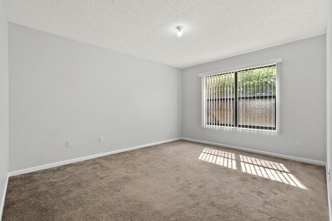 Building Photo - 4201 W McNab Rd