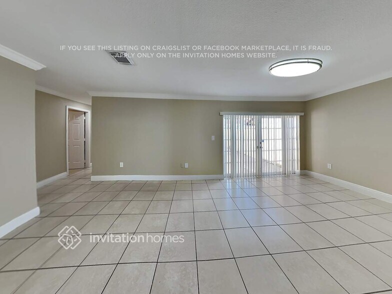 Building Photo - 1747 SW 136th Pl