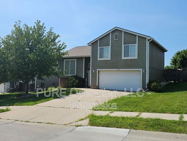 Building Photo - 16860 Larimore Ave