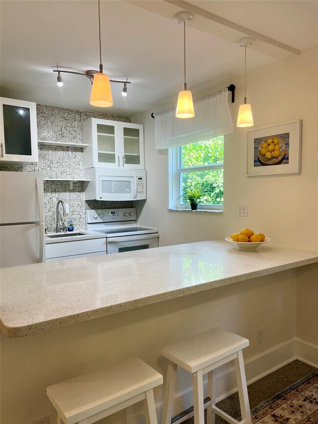 Building Photo - 508 Antioch Ave