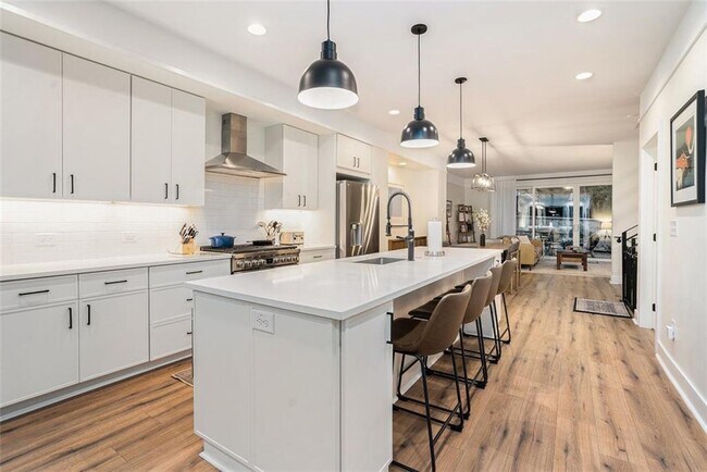 Building Photo - 1649 Overlook Wy NW