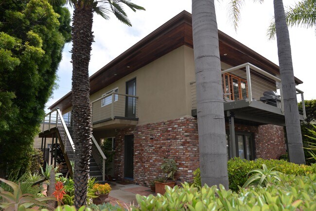 Building Photo - 4884 Muir Ave