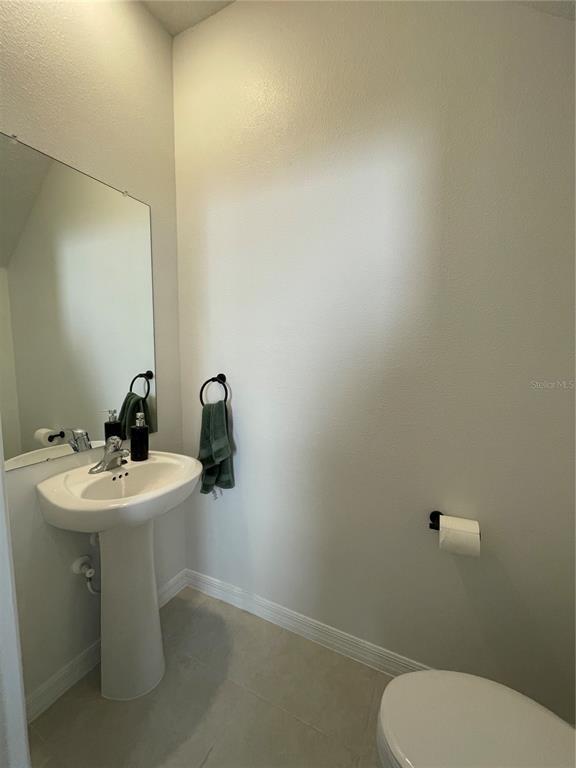 Building Photo - 10211 Trumpet Honeysuckle Wy