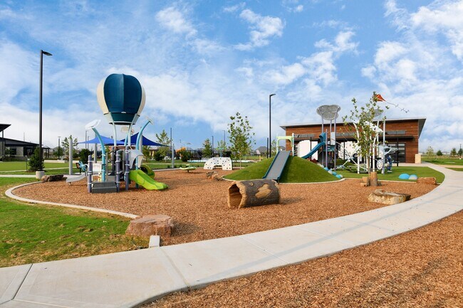 Building Photo - 27011 Bahia Grove Dr