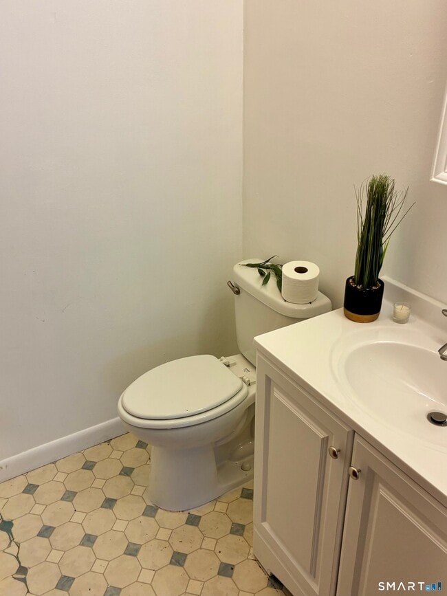 Building Photo - 175 Mill Pond Rd