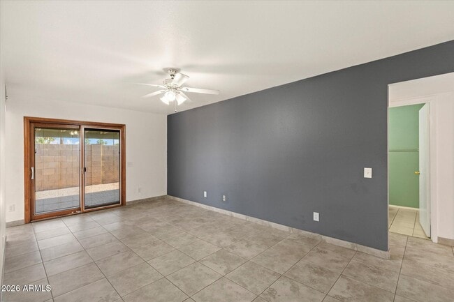 Building Photo - 8037 N 40th Ave