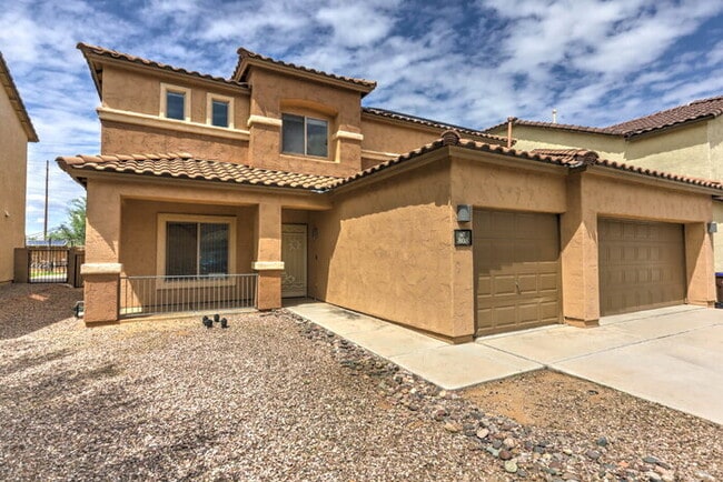 Building Photo - Rancho Sahuarita 5-Bed with 3.5 Baths 3187 Sq Ft