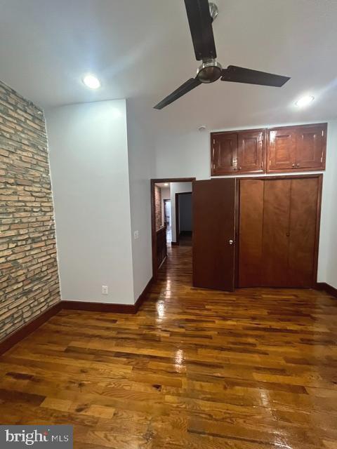 Building Photo - 914 Whitelock St