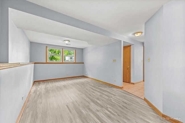 Building Photo - 485 N Airlite St