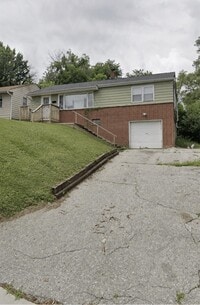 Building Photo - 5350 N 44th Ave