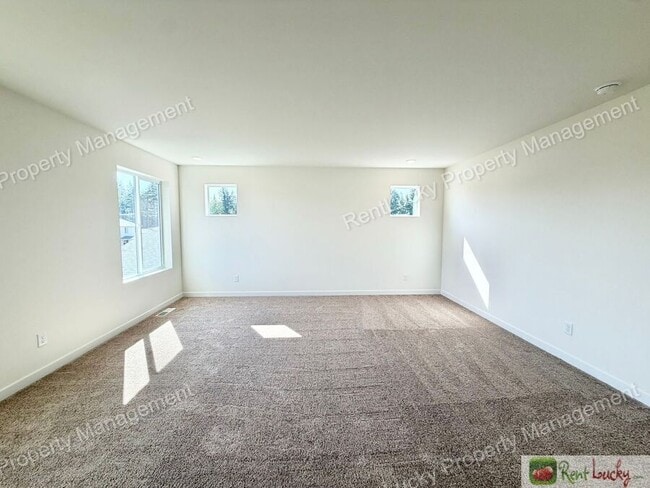 Building Photo - 17106 126th St Ct E