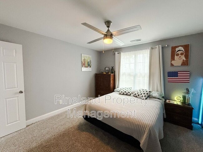 Building Photo - 7019 Laurinburg Rd