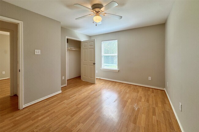 Building Photo - 3455 Angel Ln