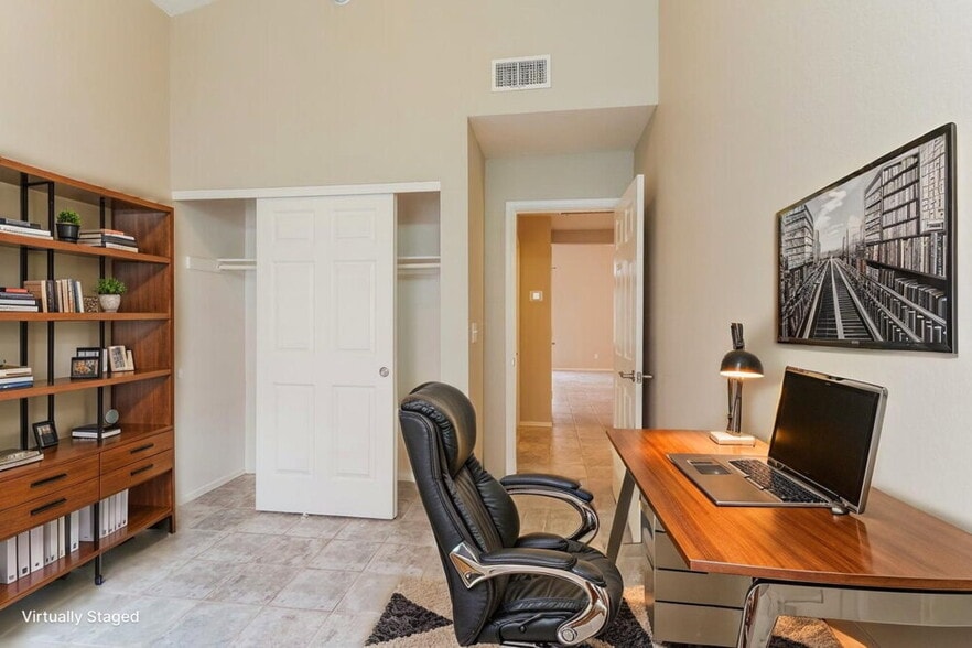 Building Photo - 2999 W Sky Ranch Trail