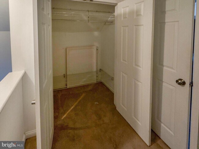 Building Photo - 133 N Line Rd