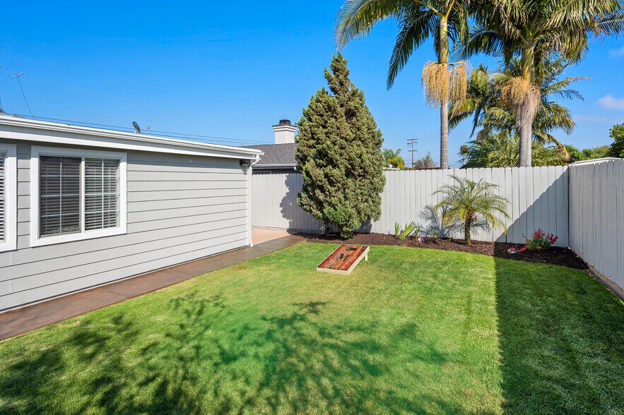 Building Photo - 3244 Marathon Drive