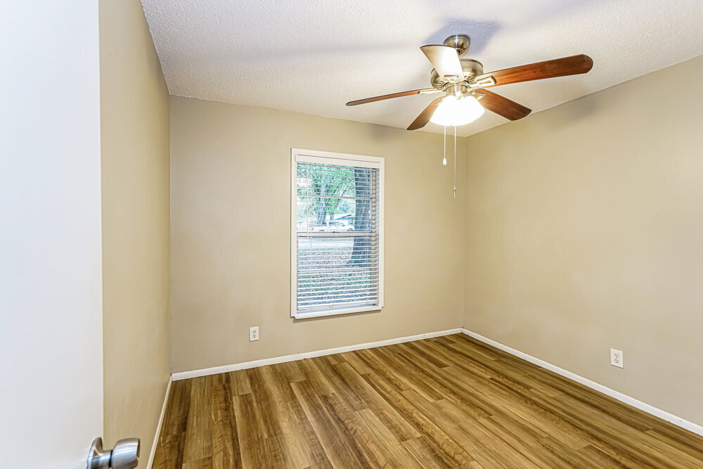 Building Photo - 3804 Hill N Dale Pl