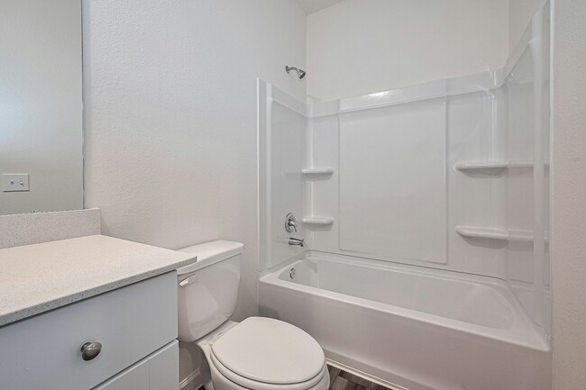 Building Photo - 8510 Ora Mdws Dr