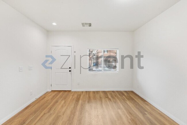 Building Photo - 3444 N Bearpin Gap Ln