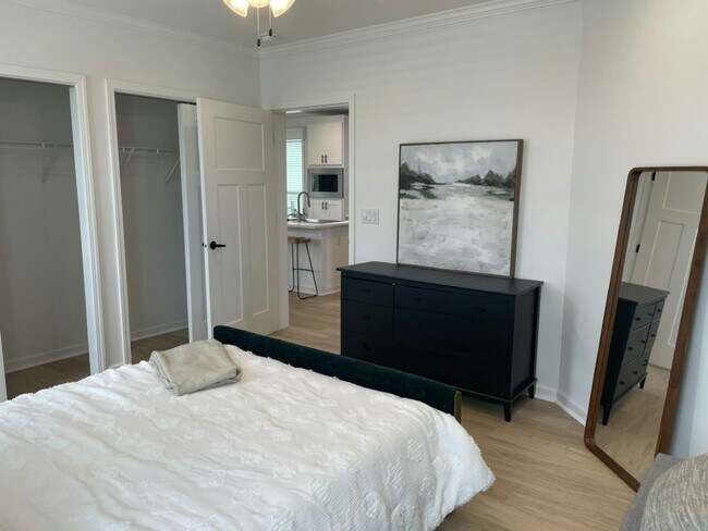 Building Photo - 4930 Coopers Hawk Pl
