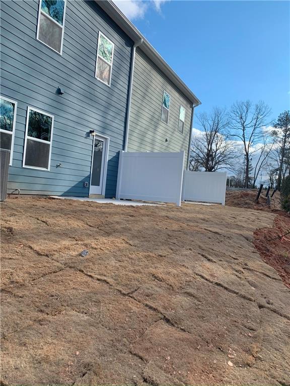 Building Photo - 140 Inman Dr