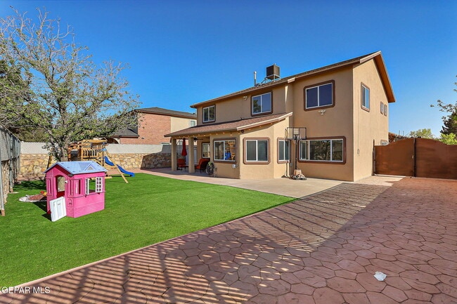 Building Photo - 13913 Golden Mesa Ct