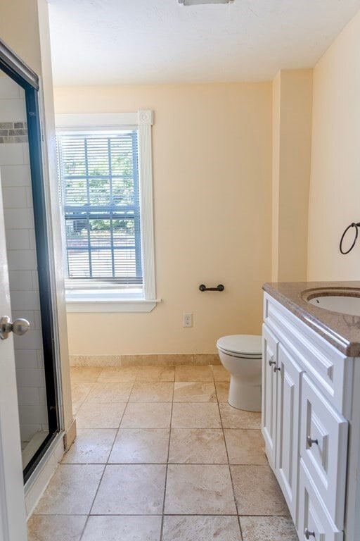 Building Photo - 198 School St