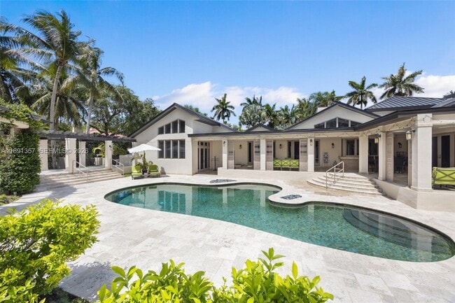 Building Photo - 14200 SW 70th Ave