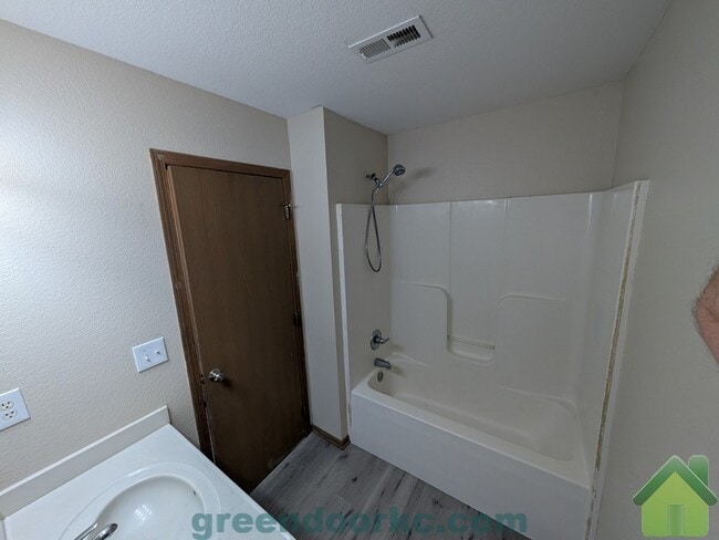 Building Photo - 1107 Fall Meadow Ln