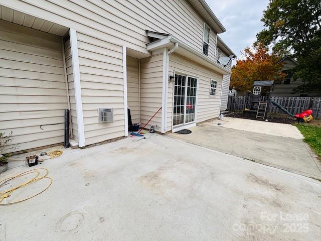 Building Photo - 6626 Courtland St